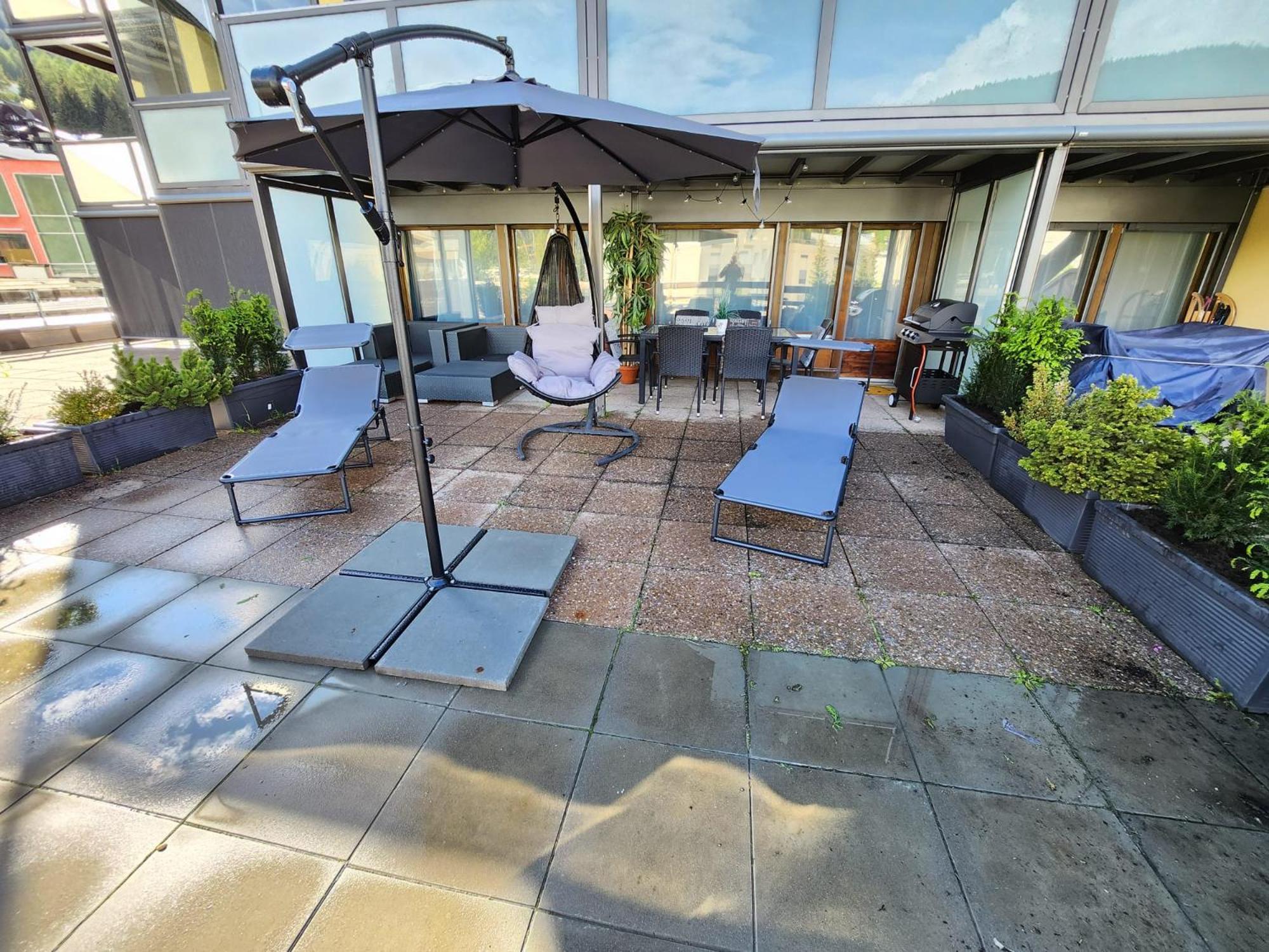 2 Neben Talstation Parsennbahn Und Buenda-lift Mit 60m2 Grosser, Privater Dachterrasse Apartamento *